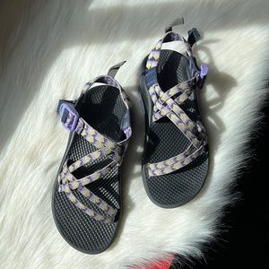 Chaco kids purple printed sandal (B)